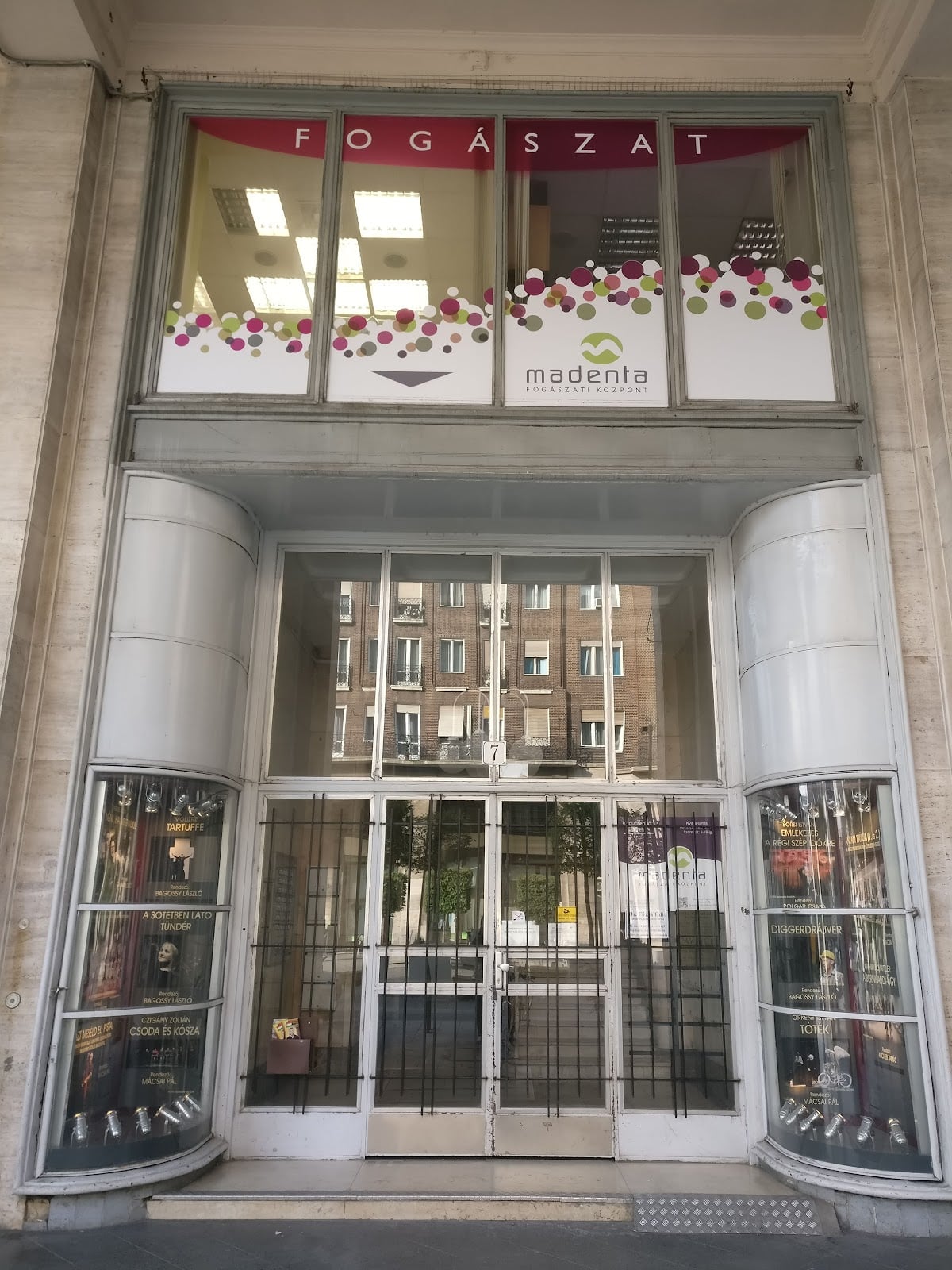 Madenta Dental Clinic (Madenta Fogászati Központ) hospital
